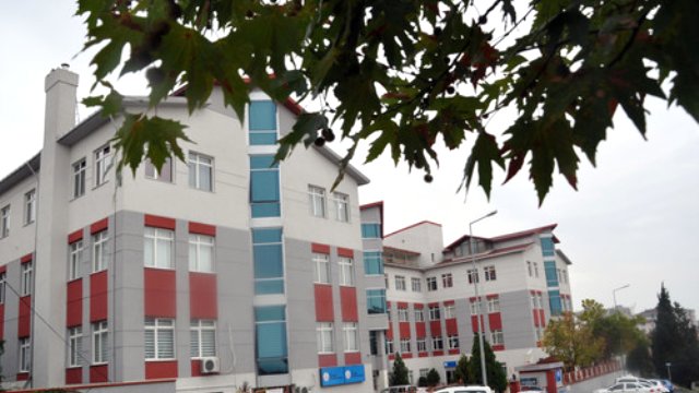 Edirne'deki Eğitim Kurumlarına Polis Destekli Mezuralı Baskın Yapıldı