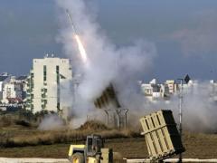 İsrailliler Gazze'ye atılan roketleri alkışlarla kutladı 