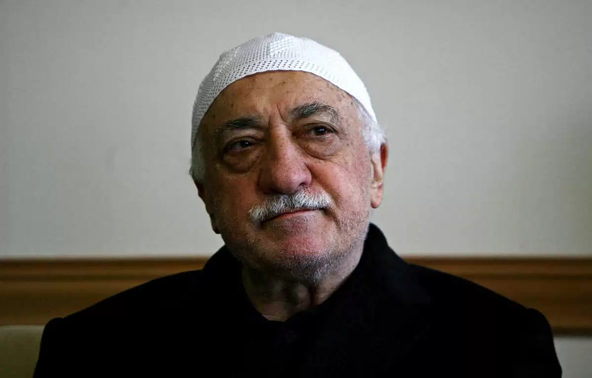 ,Fethullah Gülen'e Uyuşturucu ve Silah İftirası! Video