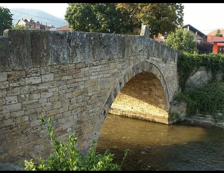 Kalkandelen’deki son Osmanlı köprüsü yıkılmak isteniyor