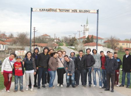 Genç Temacılar, Ergene Nehri Kenarına Kamp Kurdu 