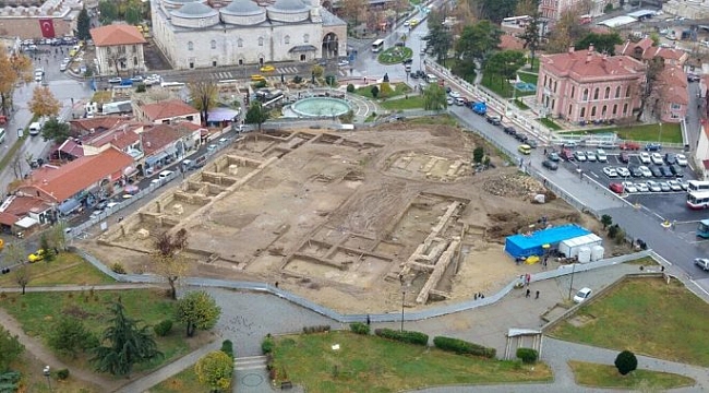 Yemiş Kapanı Hanı kurtarma kazısı devam ediyor