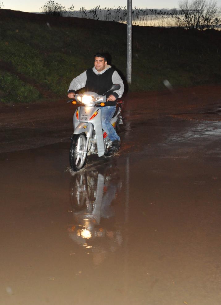 EDİRNE'DE SAĞANAK YAĞIŞ 