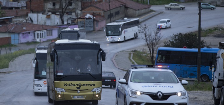 Cezaevlerinden tahliyeler başladı