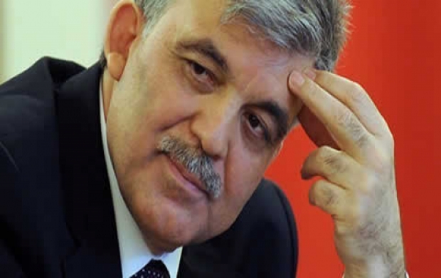 İngiliz Maşası Geziciler'den Türkiye Cumhurbaşkanı Abdullah Güle Protesto!