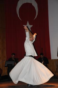 MEVLANA'YI ANMA ETKİNLİKLERİ -EDİRNE'DE ''BE'NİN ALTINDAKİ NOKTA: MEVLANA'' ADLI ETKİNLİK DÜZENLENDİ