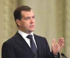 Medvedev: Nükleer Silah Bize Lazım