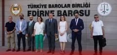 Baro Başkanı Sivrikaya mazbatasını aldı