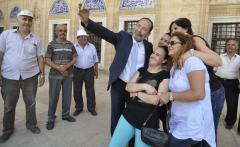 Başkan Gürkan dan Bol Bol Selfie